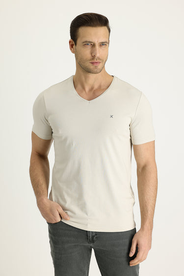 Açık Vizon V Yaka Slim Fit Dar Kesim Pamuklu Tişört