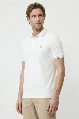 Beyaz Polo Yaka Slim Fit Yumuşak Dokulu Nakışlı Pamuklu Likralı Esnek Tişört