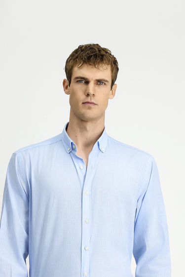 Açık Mavi Uzun Kol Regular Fit Keten Görünümlü Pamuk Spor Düğmeli Yaka Şantuk Gömlek