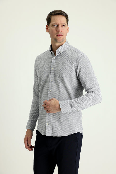 Orta Gri Uzun Kol Slim Fit Dar Kesim Keten Görünümlü Pamuk Spor Düğmeli Yaka Gömlek
