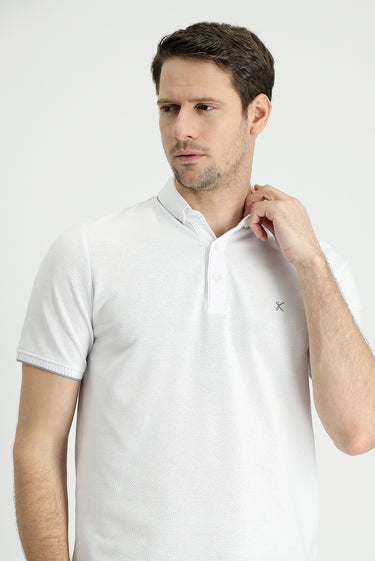 Beyaz Polo Yaka Regular Fit Desenli Pamuklu Tişört