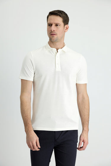 Kırık Beyaz Polo Yaka Slim Fit Dar Kesim Pamuk Tişört