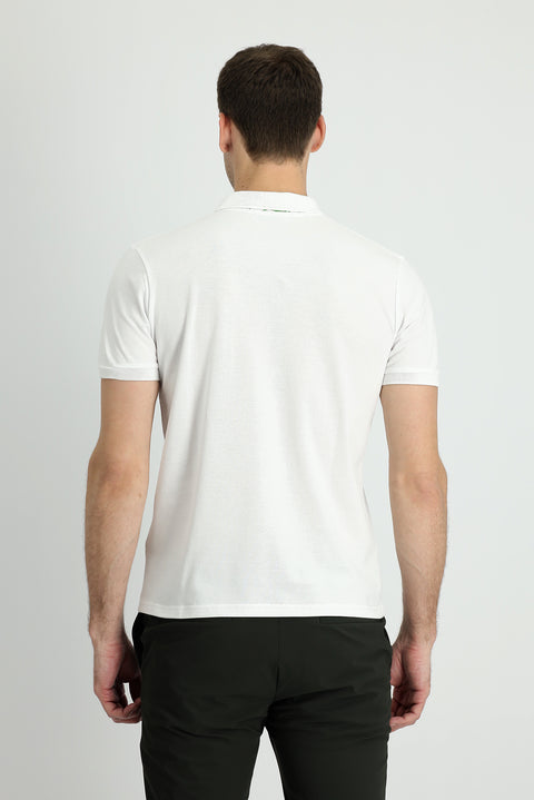 Kırık Beyaz Polo Yaka Slim Fit Dar Kesim Baskılı Pamuk Tişört