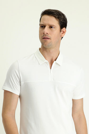 Kırık Beyaz Polo Yaka Slim Fit Dar Kesim Fermuarlı Pamuklu Tişört