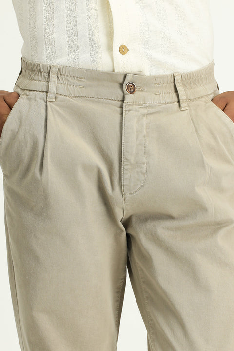 Orta Bej Regular Fit Standart Kesim Beli Lastikli Likralı Kanvas / Chino Pantolon