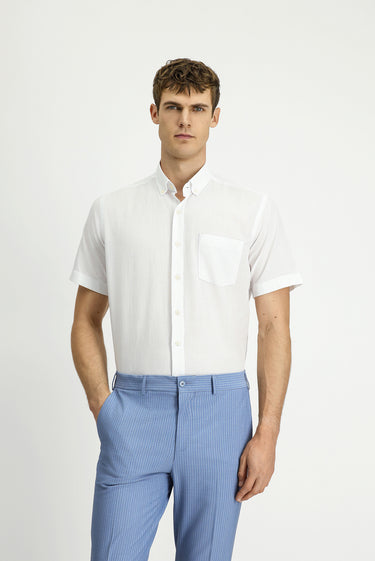 Beyaz Kısa Kol Regular Fit Düğmeli Yaka Pamuk Gömlek