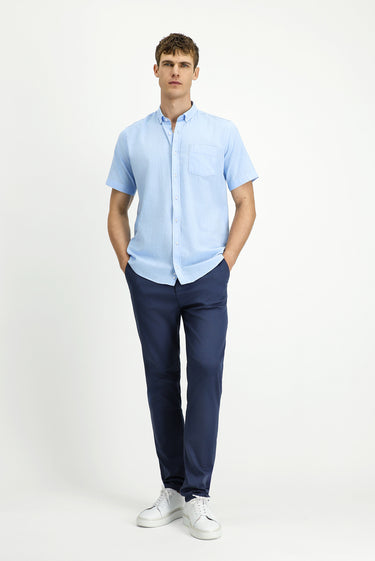 Açık Mavi Kısa Kol Relaxed Fit Düğmeli Yaka Keten Görünümlü Pamuk Spor Gömlek
