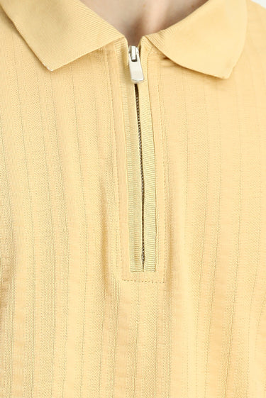 Orta Bej Slim Fit Dar Kesim Pamuk Desenli Fermuarlı Polo Yaka Tişört