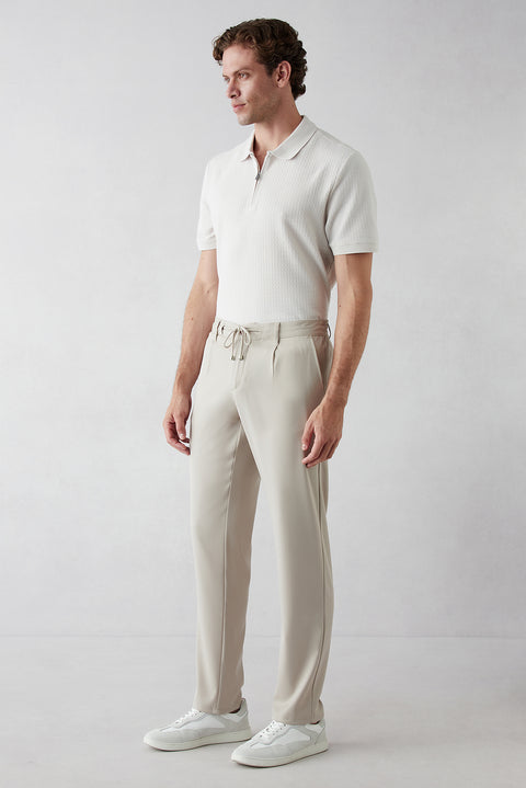 Açık Bej Regular Straight Fit Beli İpli Pileli Yan Cepli Likralı Jogger Pantolon