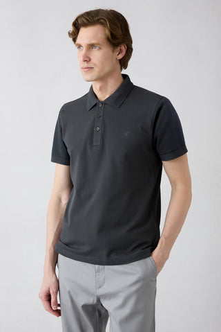 Koyu Antrasit Kıvrılmaz Polo Yaka Slim Fit Dar Kesim Ribana Detaylı Pamuk Tişört
