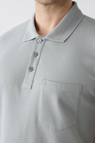 Orta Gri Kıvrılmaz Polo Yaka Regular Fit Cepli Ribana Detaylı Pamuk Tişört