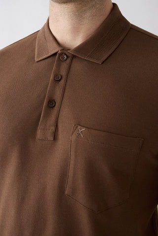 Orta Kahve Kıvrılmaz Polo Yaka Regular Fit Cepli Ribana Detaylı Pamuk Tişört