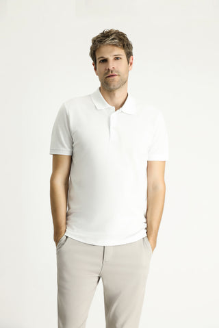 Beyaz Slim Fit Dar Kesim Nakışlı Pamuk Polo Yaka Tişört