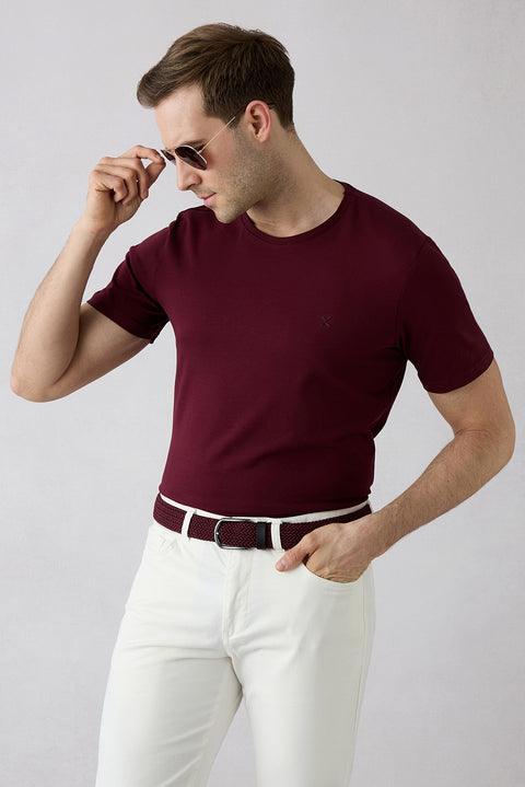 Koyu Bordo Bisiklet Yaka Slim Fit Yumuşak Dokulu Pamuklu Likralı Esnek Tişört
