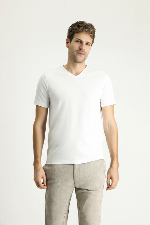 Beyaz V Yaka Slim Fit Dar Kesim Süprem Pamuklu Basic Tişört