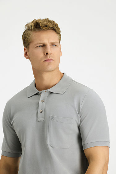 Orta Gri Regular Fit Pamuk Nakışlı Cepli Kıvrılmaz Polo Yaka Tişört