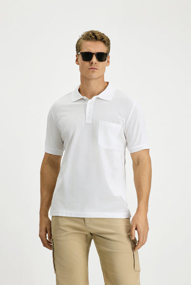 Beyaz Regular Fit Pamuk Nakışlı Cepli Kıvrılmaz Polo Yaka Tişört
