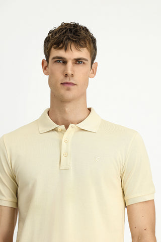 Açık Bej Slim Fit Dar Kesim Pamuk Kıvrılmaz Polo Yaka Tişört