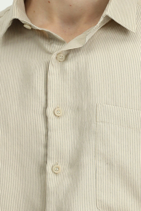 Açık Bej Uzun Kol Oversize Ekstra Rahat Kesim Çizgili Modal Karışımlı Gömlek