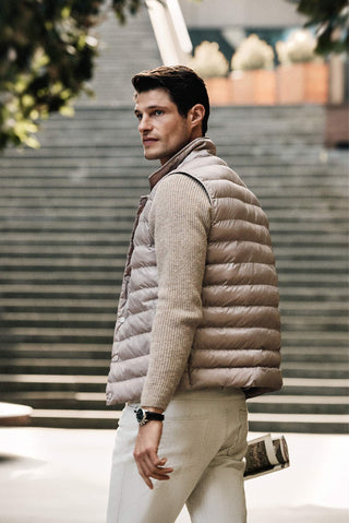  Açık Bej Düğmeli Kapitone Spor Yelek