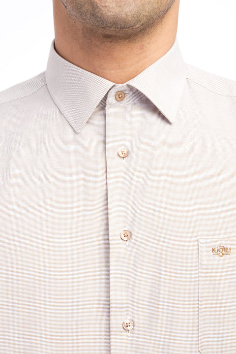 Bej Kısa Kol Desenli Klasik Gömlek