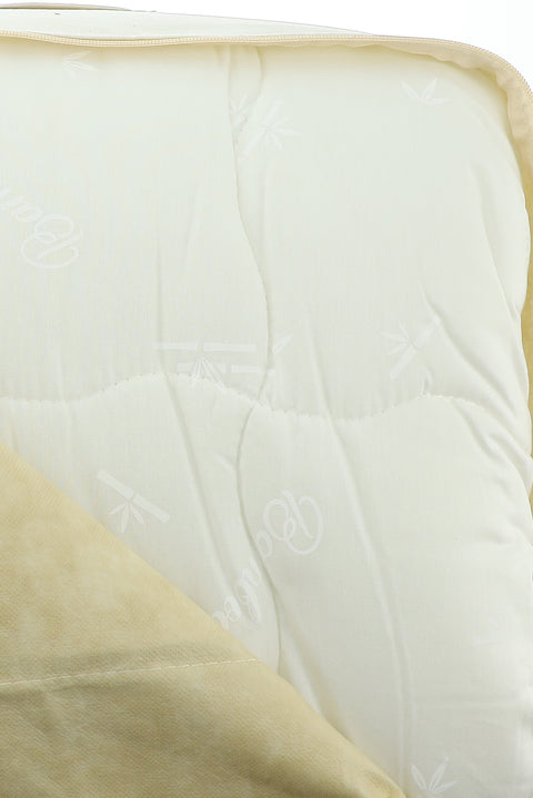 Beyaz Çift Kişilik Bambu Yorgan (195x215)