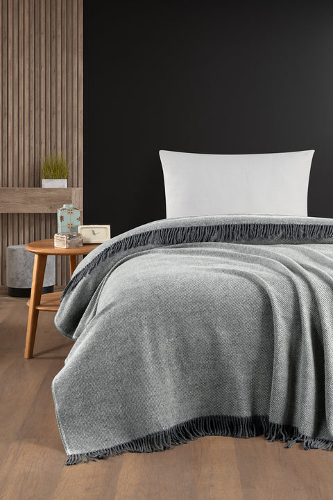 Orta Gri Tek Kişilik Yünlü Battaniye