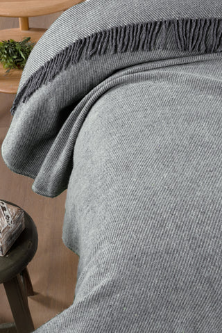  Orta Gri Tek Ki?ilik Yünlü Battaniye-Ki??l?