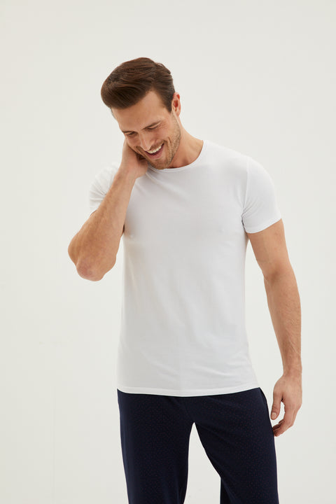 Beyaz Bisiklet Yaka Pamuklu Tişört