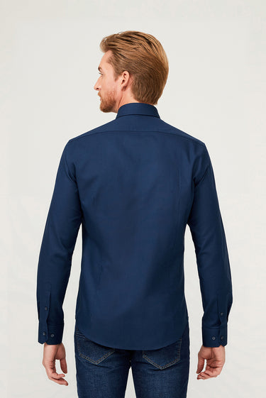 Orta Lacivert Uzun Kol Slim Fit Dar Kesim Pamuk Gömlek