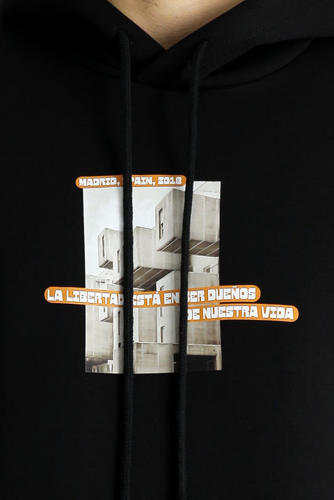 Siyah Kapüşonlu İçi Polarlı Baskılı Pamuklu Sweatshirt