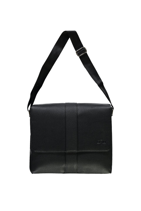 Siyah Postacı Çantası