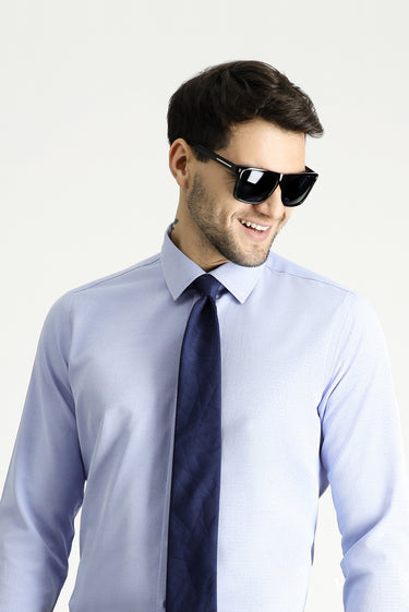Açık Mavi Uzun Kol Slim Fit Dar Kesim Klasik Desenli Pamuklu Kolay Ütülenebilir Gömlek