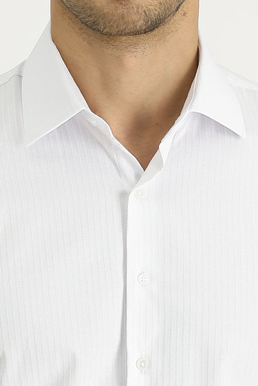  Beyaz Uzun Kol Slim Fit Dar Kesim Klasik Desenli Pamuklu Kolay Ütülenebilir Gömlek