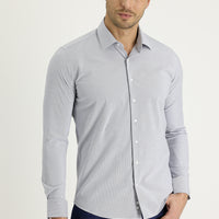 Orta Lacivert Uzun Kol Slim Fit Dar Kesim Klasik Desenli Pamuklu Kolay Ütülenebilir Gömlek