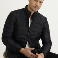 Siyah Slim Fit Dar Kesim Kapitone Spor Mont