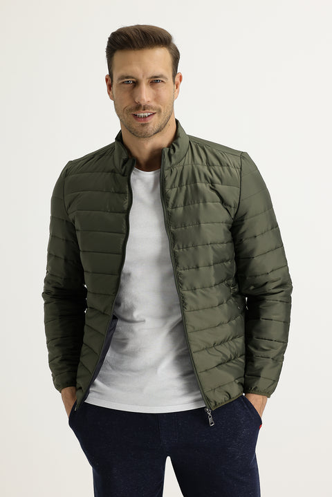 Orta Haki Slim Fit Dar Kesim Kapitone Spor Mont