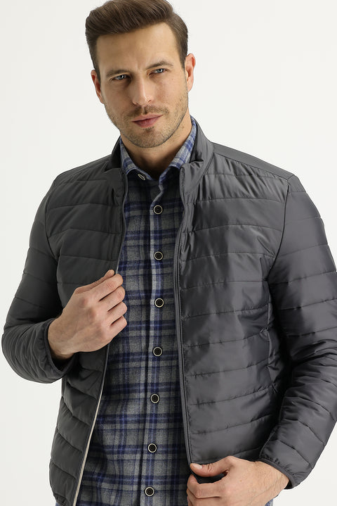 Orta Antrasit Slim Fit Dar Kesim Kapitone Spor Mont