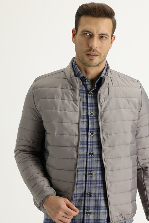 Orta Vizon Slim Fit Dar Kesim Kapitone Spor Mont