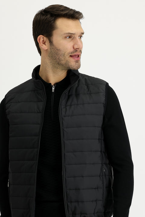 Siyah Kapitone Spor Yelek