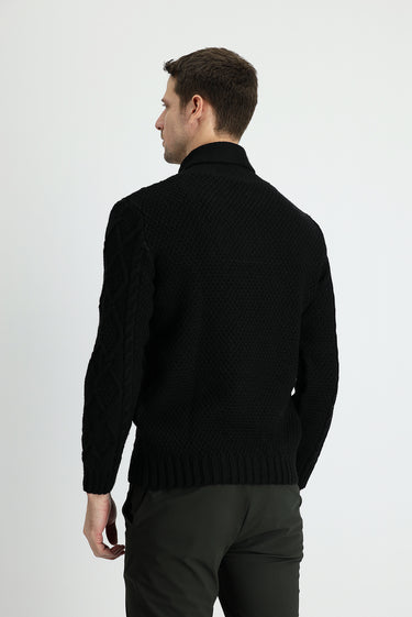 Siyah Şal Yaka Regular Fit Desenli Yünlü Triko Kazak