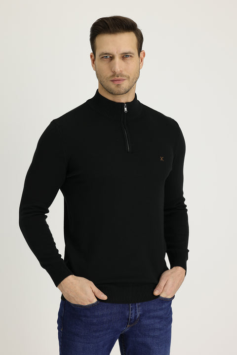 Siyah Yarım Balıkçı Yaka Slim Fit Dar Kesim Fermuarlı Nakışlı Pamuklu Triko Kazak