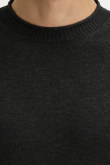 Koyu Antrasit Bisiklet Yaka Slim Fit Dar Kesim Triko Kazak