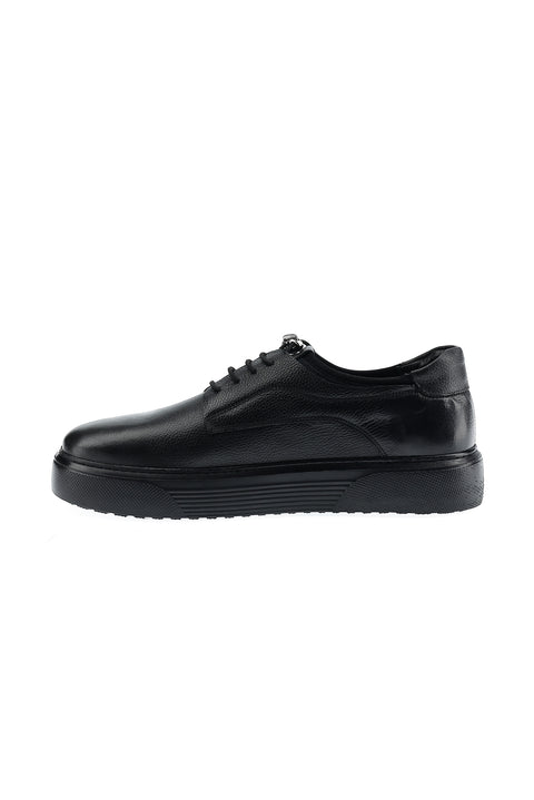Black Sneaker Shoes