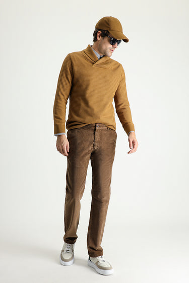 Koyu Bej Slim Fit Dar Kesim Likralı Kadife Pantolon