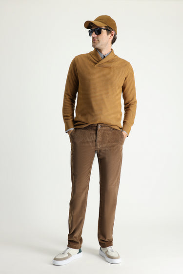 Koyu Bej Slim Fit Dar Kesim Likralı Kadife Pantolon