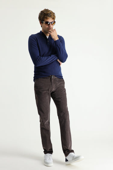 Koyu Vizon Slim Fit Dar Kesim Likralı Kadife Pantolon