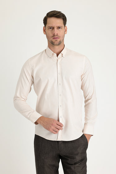 Açık Bej Uzun Kol Slim Fit Dar Kesim Oxford Pamuk Düğmeli Yaka Gömlek