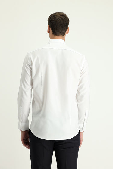  Beyaz Uzun Kol Slim Fit Dar Kesim Oxford Pamuk Düğmeli Yaka Gömlek