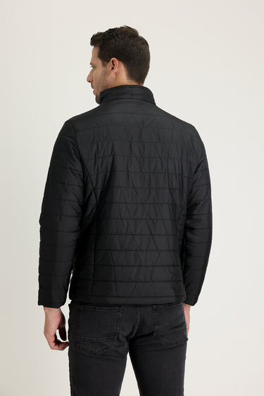 Siyah Super Slim Fit Ekstra Dar Kesim Kapitone Spor Mont